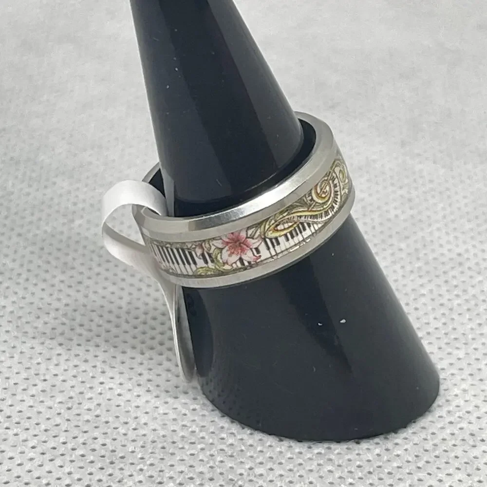 Music Lover Floral Keyboard Piano Treble Clef Stainless Steel Band Ring Size 7.5